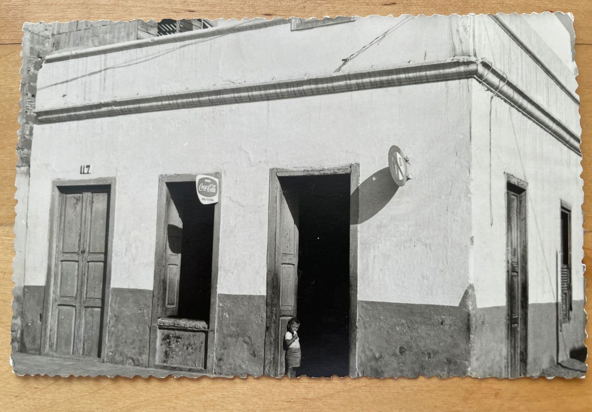 Tienda "Viveres Reyes"