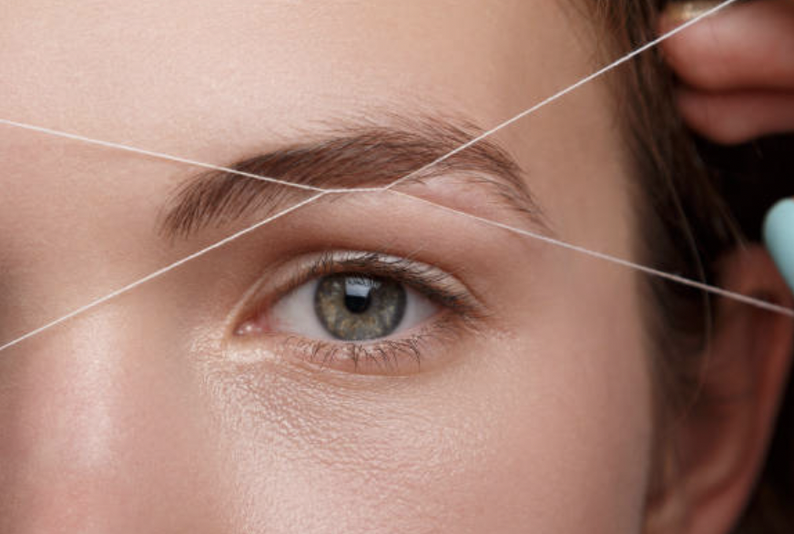 depilación con hilo y diseño de cejas